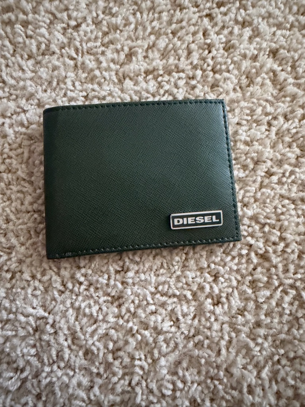 Diesel Dark Green Men's Bifold Card Holder Wallet